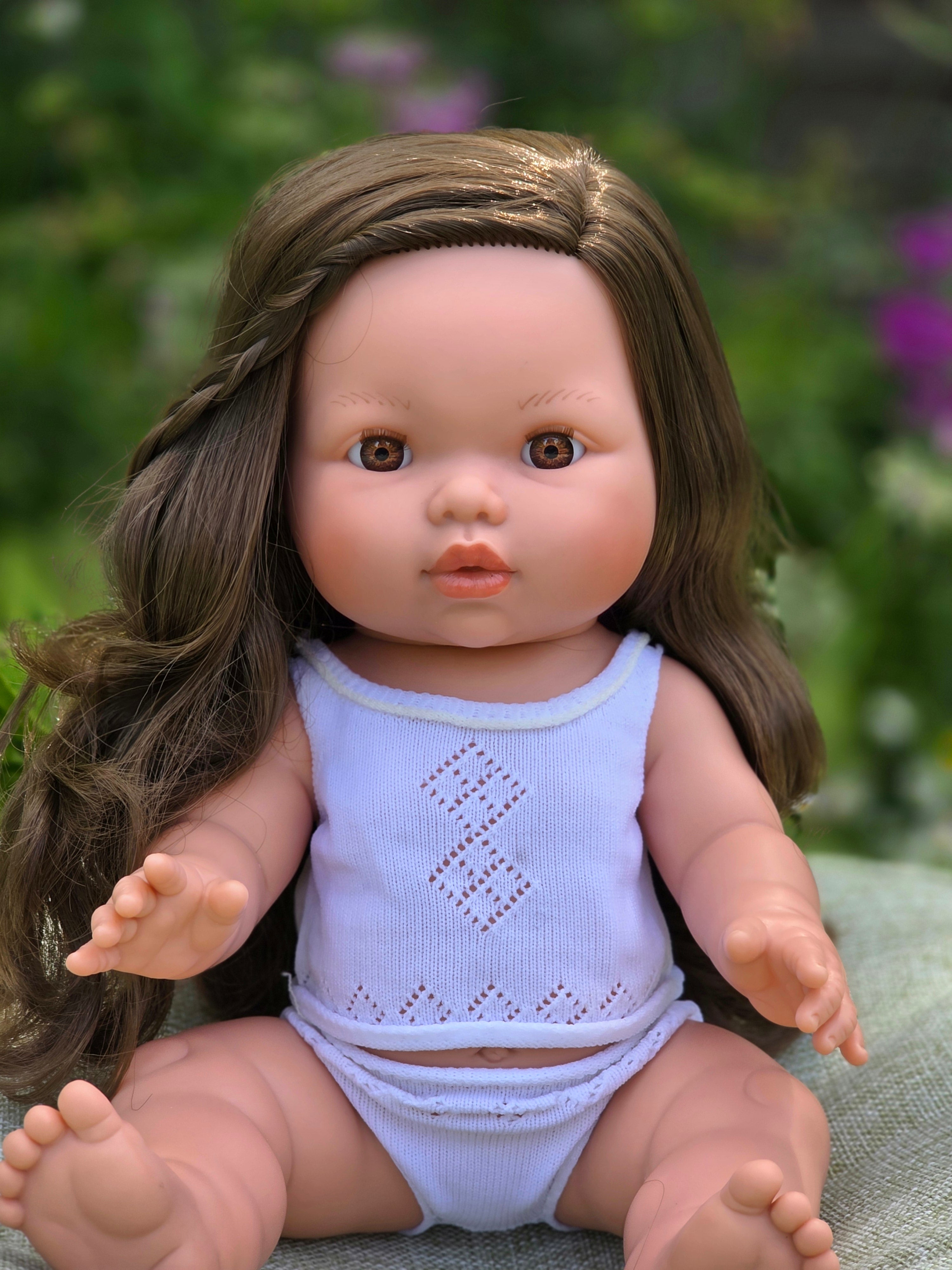 Mini Colettos, Alaska (Brunette with Brown Eyes)