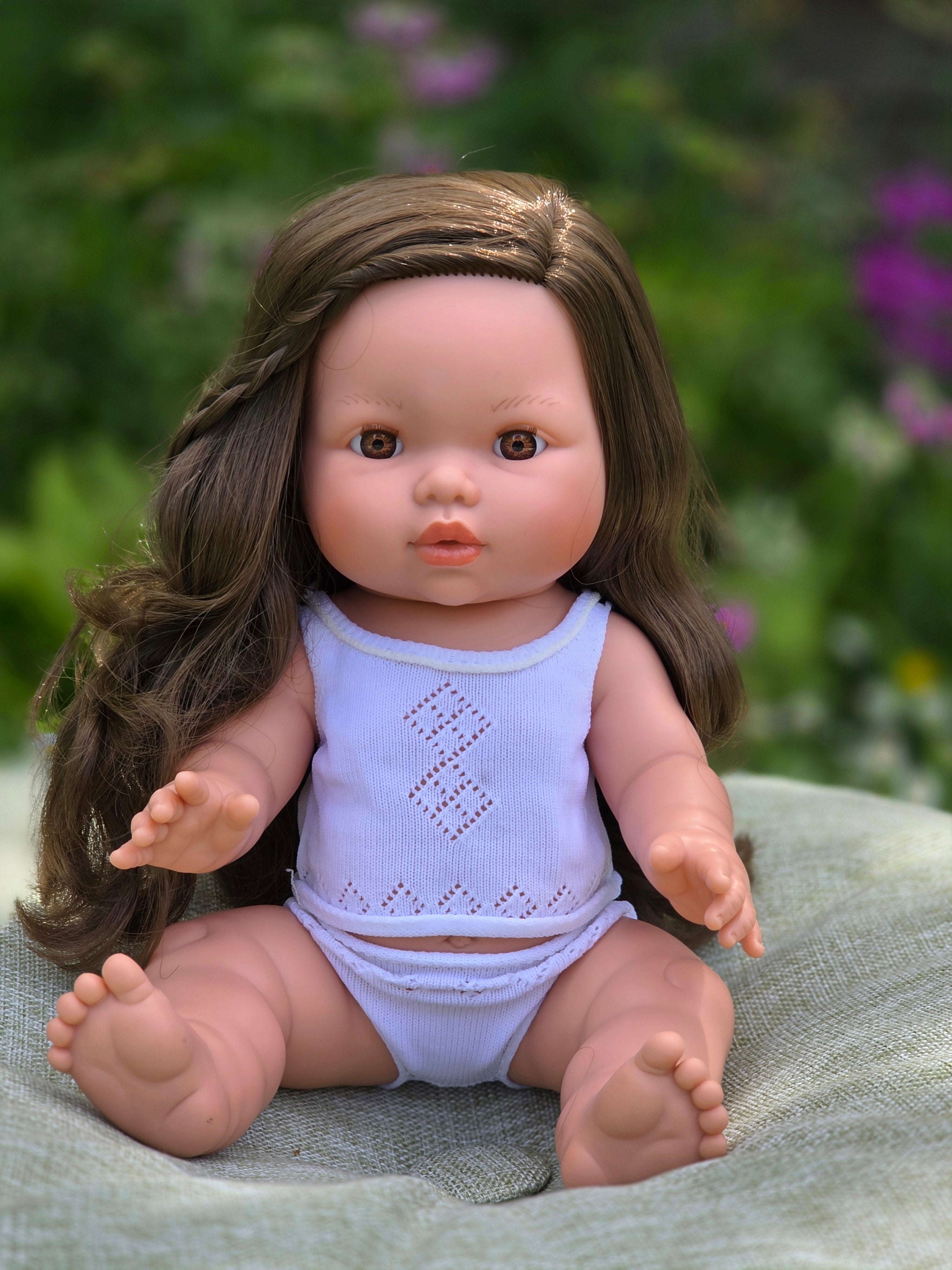 Mini Colettos, Alaska (Brunette with Brown Eyes)