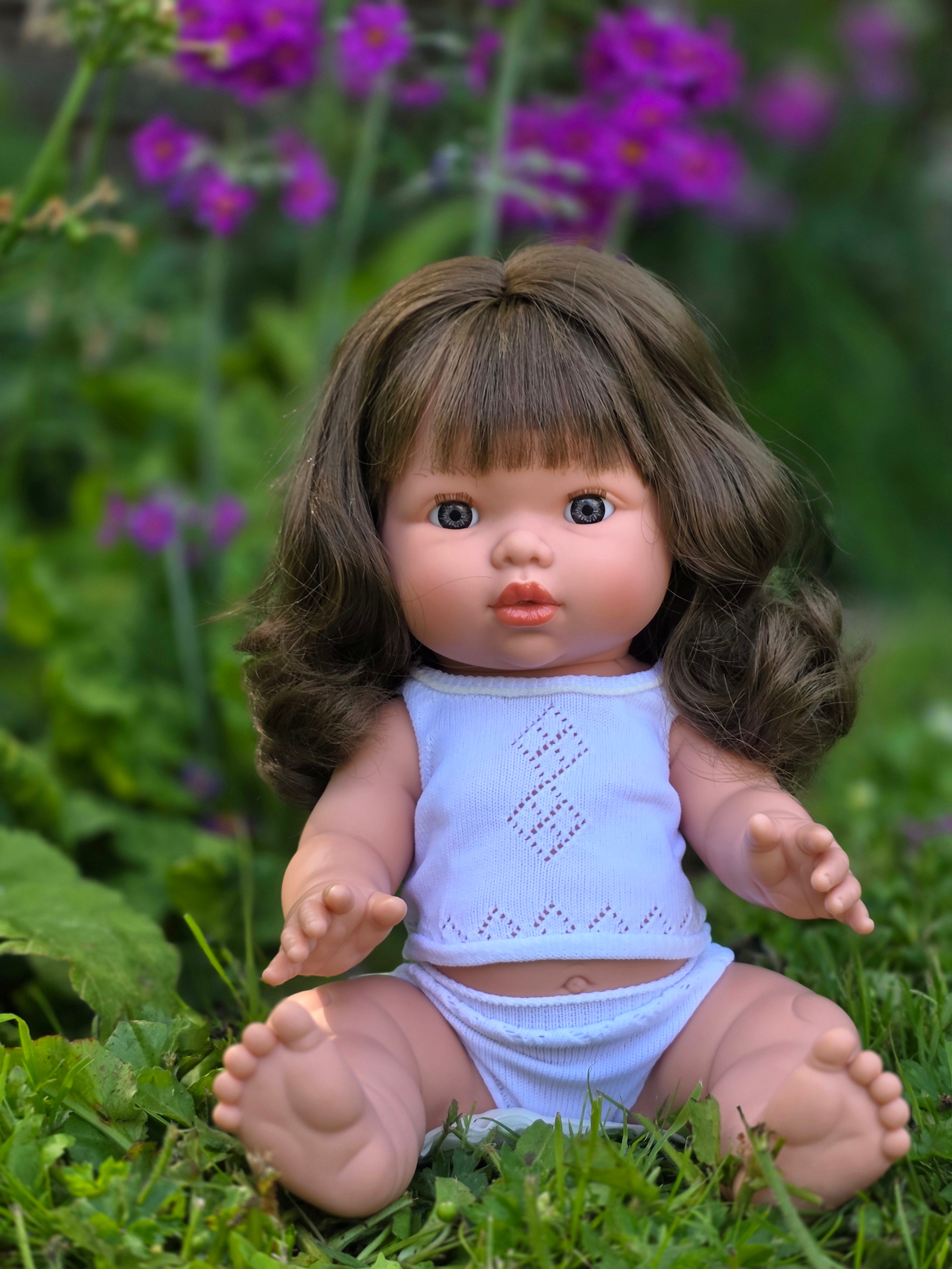 Mini Colettos, Aria (Brunette Girl Doll with Blue Eyes)