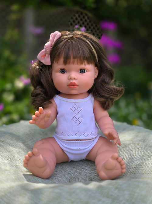 Mini Colettos, Aria (Brunette Girl Doll with Blue Eyes)