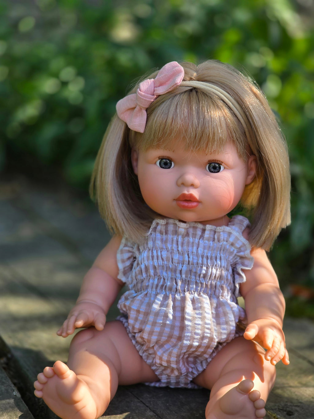 Mini Colettos, Charlotte (Blonde French Cut)