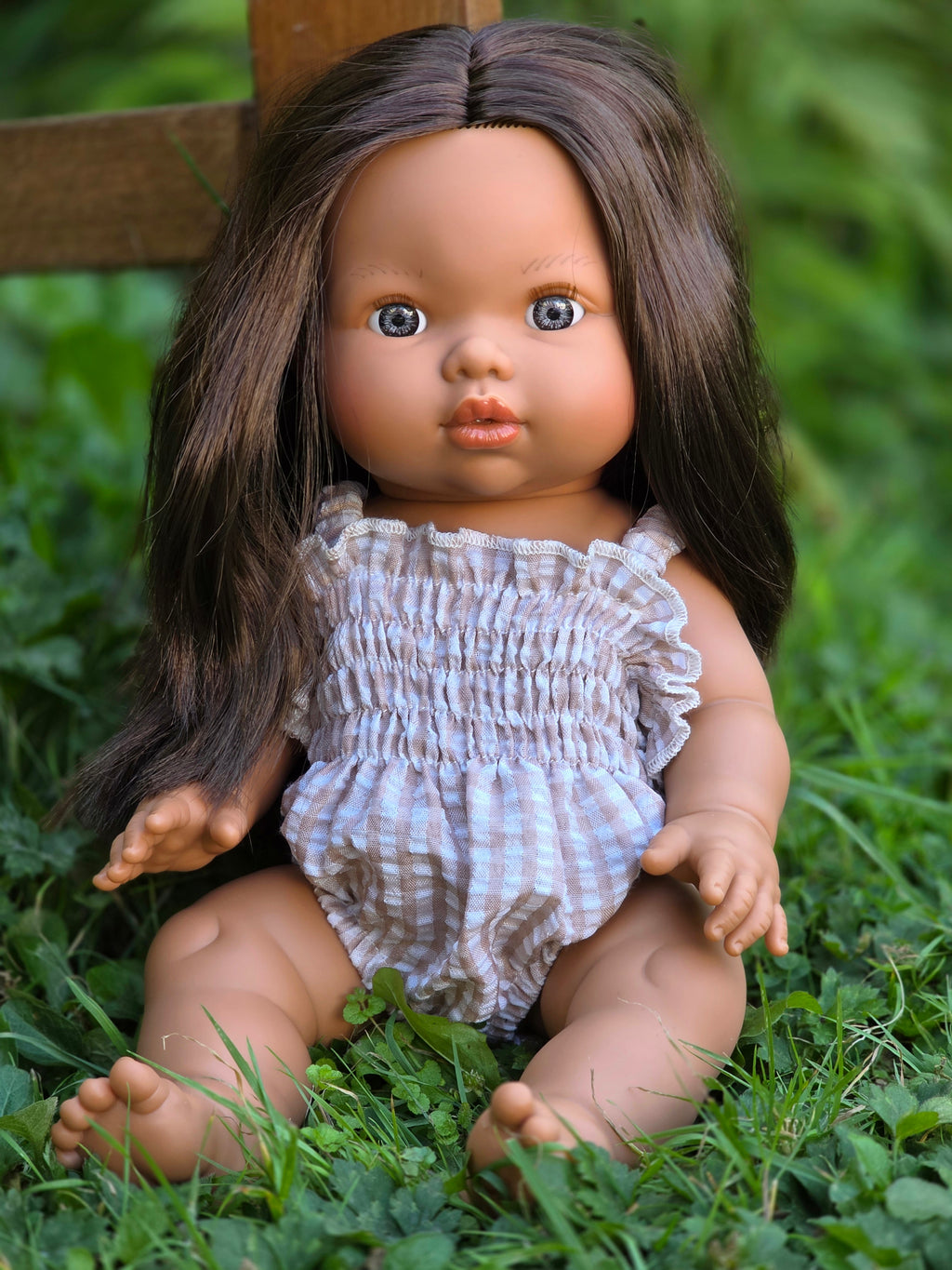 Mini Colettos, Isabel (Hispanic Girl, Brown Straight Hair and Blue Eyes)