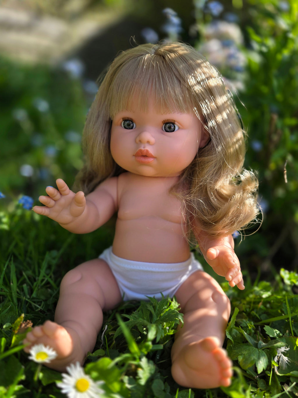 Mini Colettos, Kate (Blonde Hair Girl Doll with Blue Eyes)