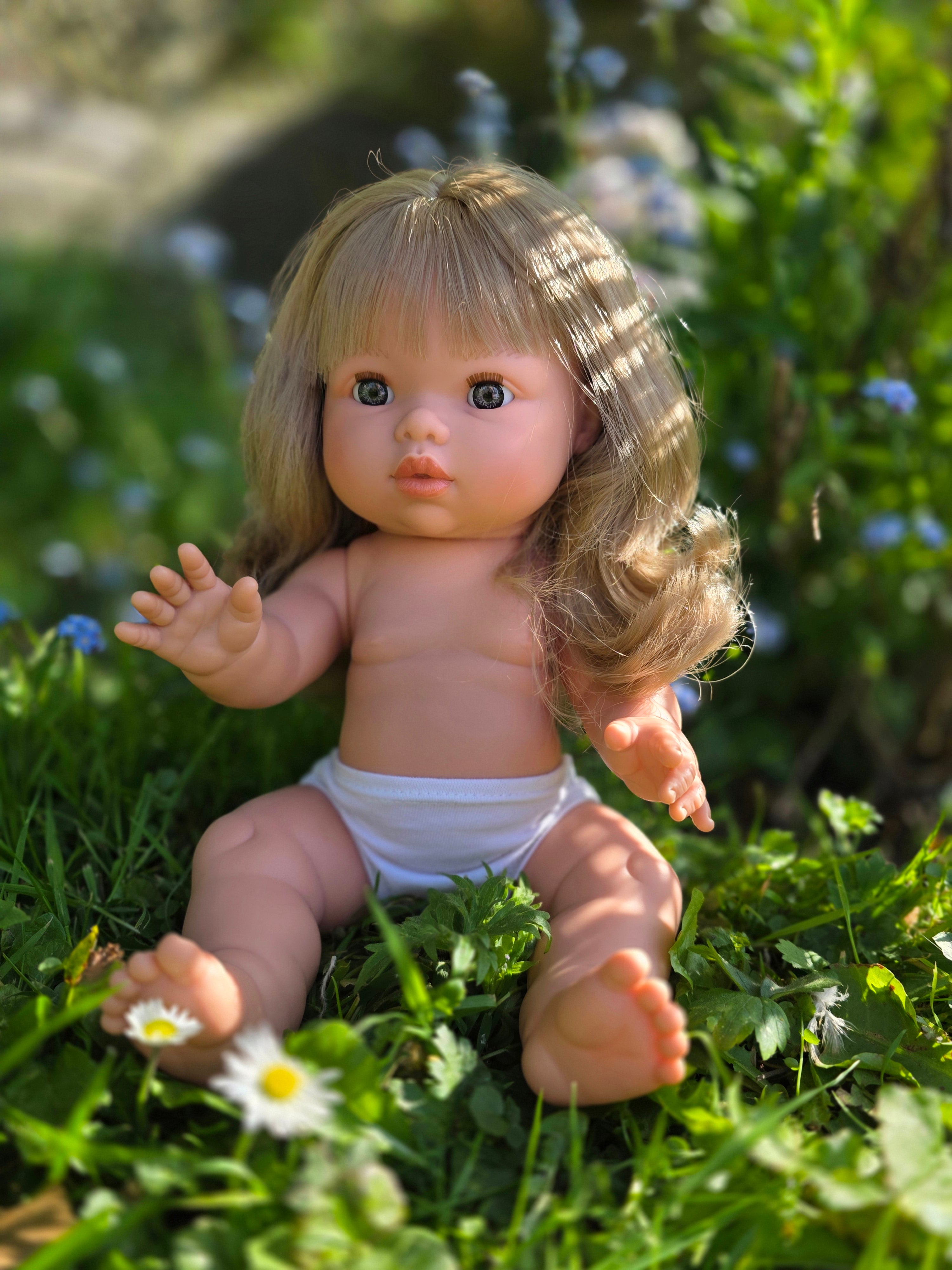 Mini Colettos, Kate (Blonde Hair Girl Doll with Blue Eyes)