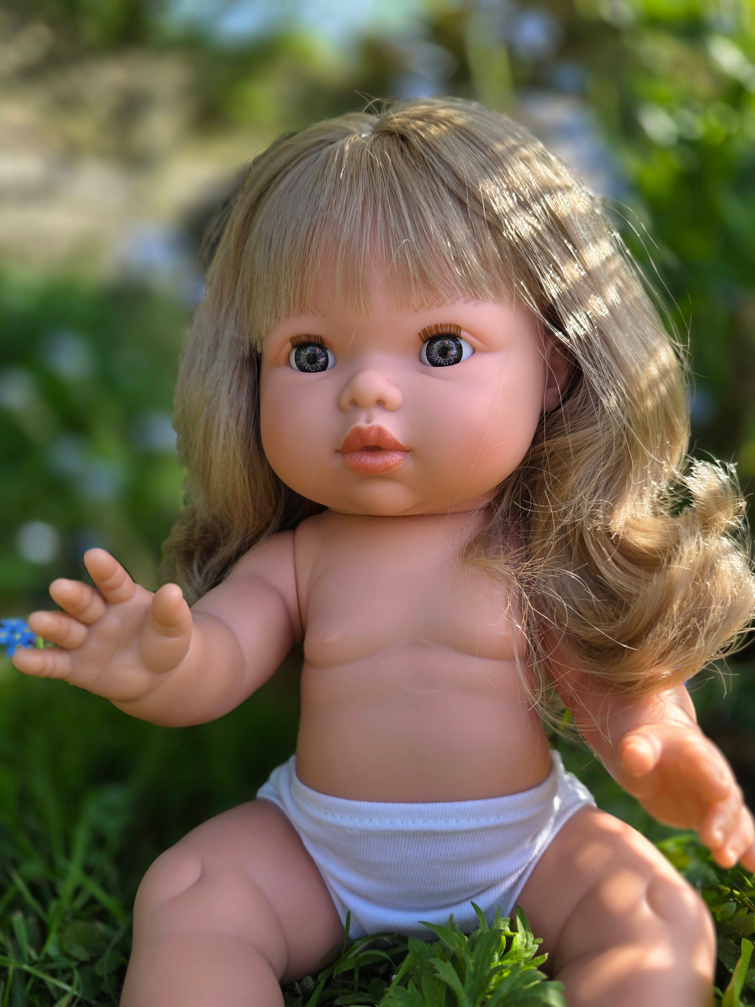 Mini Colettos, Kate (Blonde Hair Girl Doll with Blue Eyes)