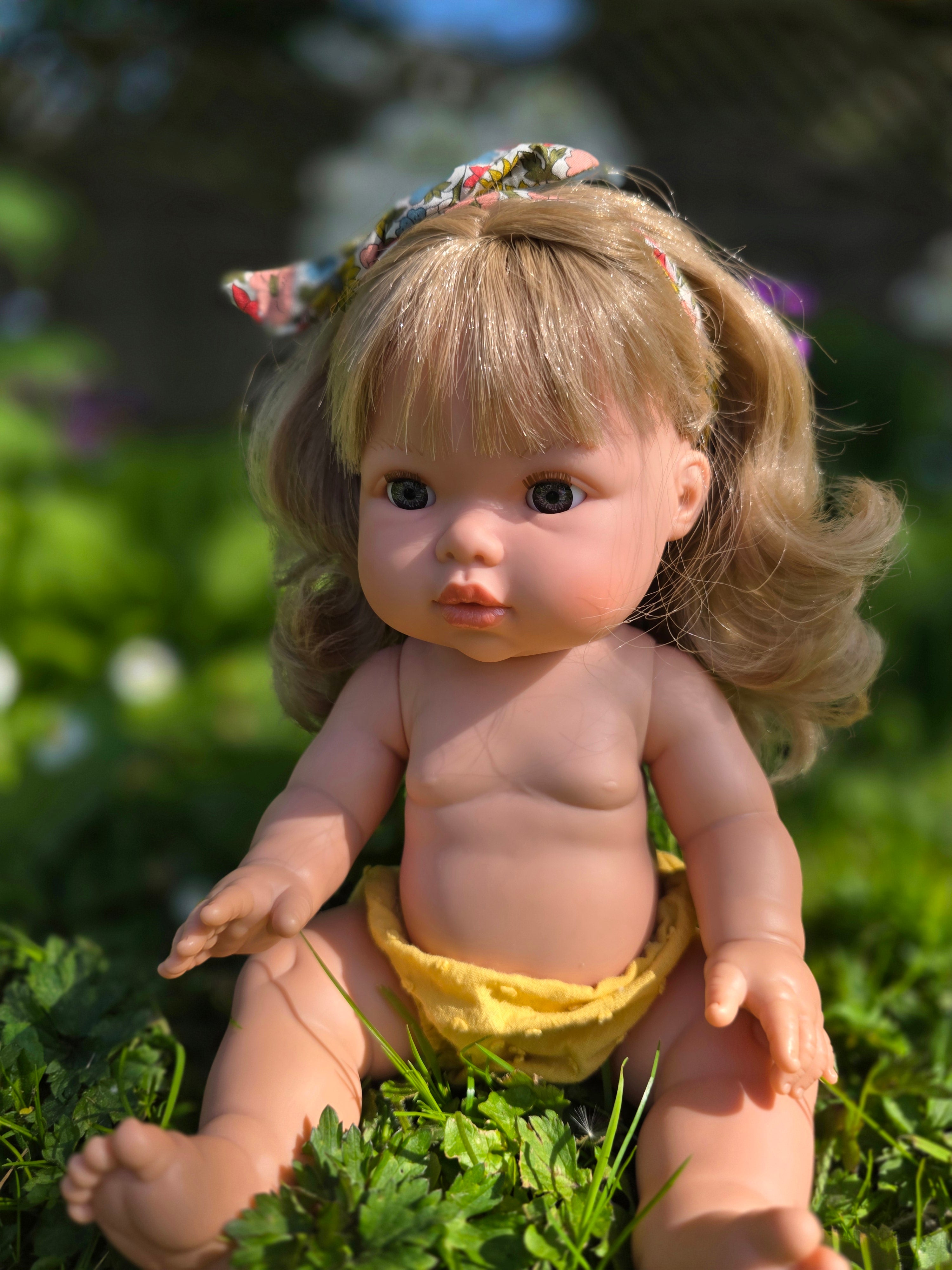 Mini Colettos, Kate (Blonde Hair Girl Doll with Blue Eyes)