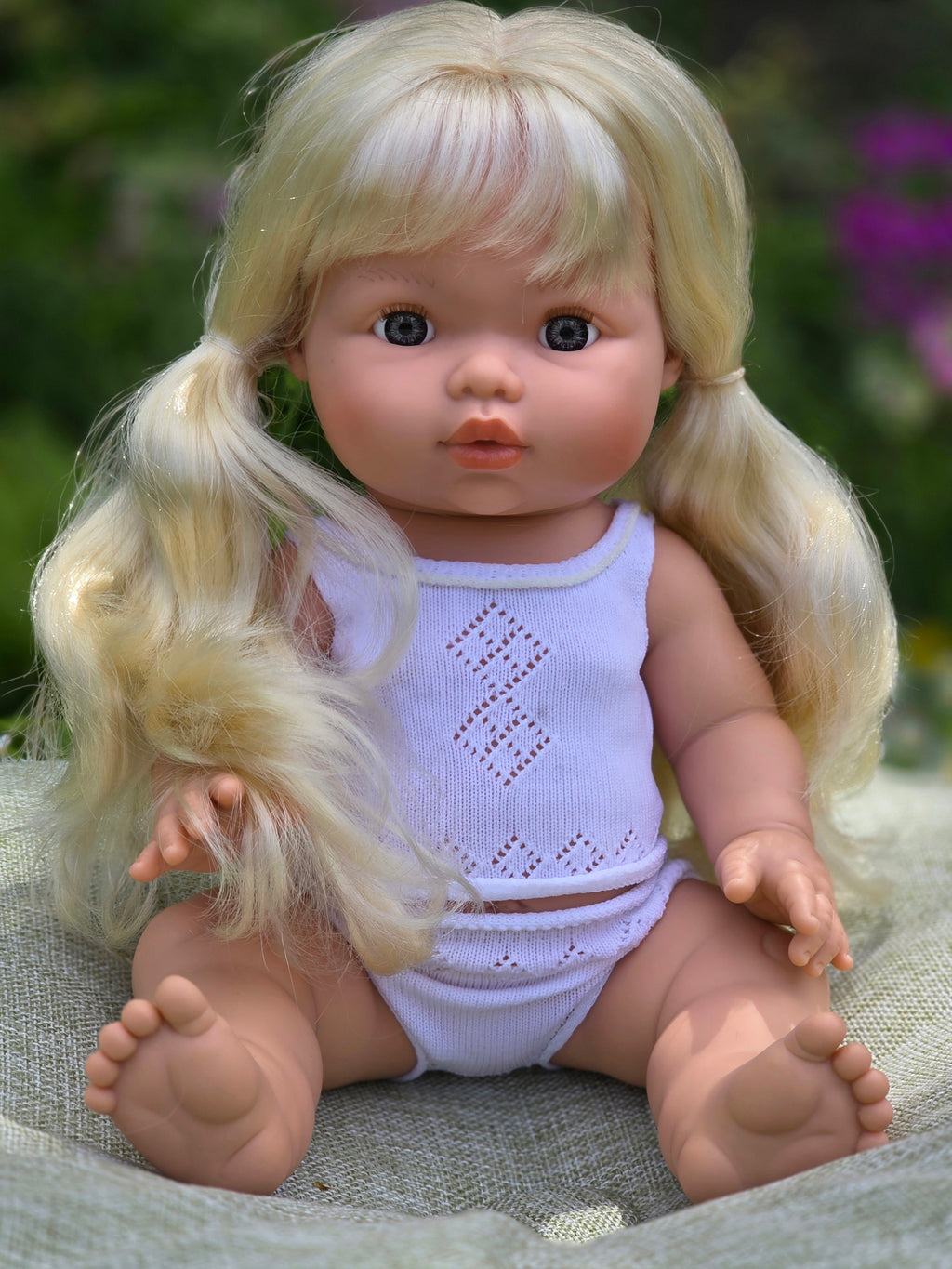 Mini Colettos, Sage (Light Blonde Hair with Blue Eyes)