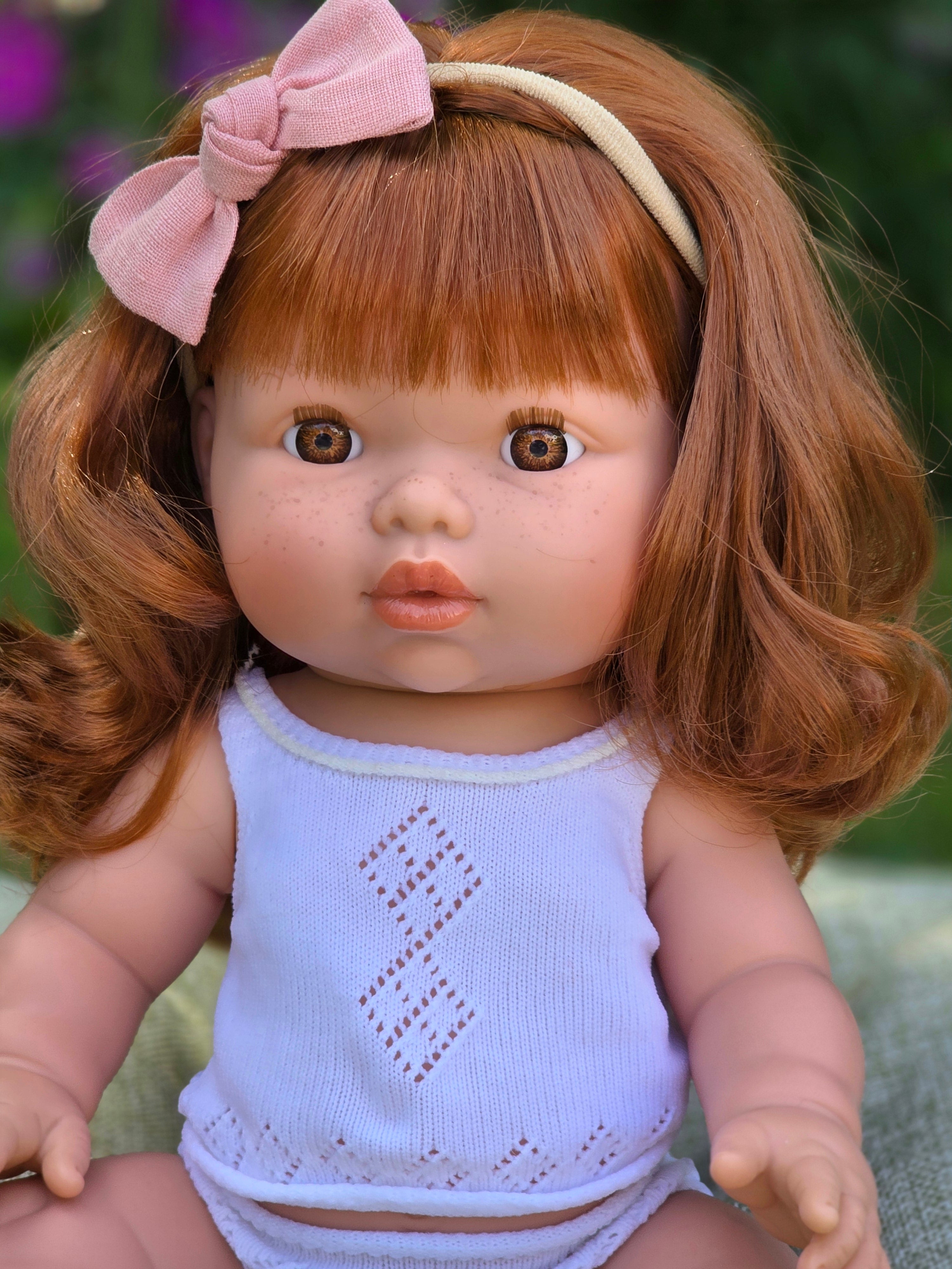 Mini Colettos, Sophia (Redhead Girl with Brown Eyes)
